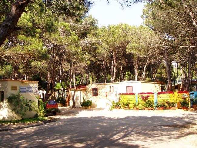 Отель Camping La Vecchia Torre Галлиполи Экстерьер фото